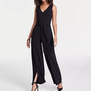 Bar III Petite Sleeveless V-Neck Wide-Leg Jumpsuit Sz Xtra‎ Small